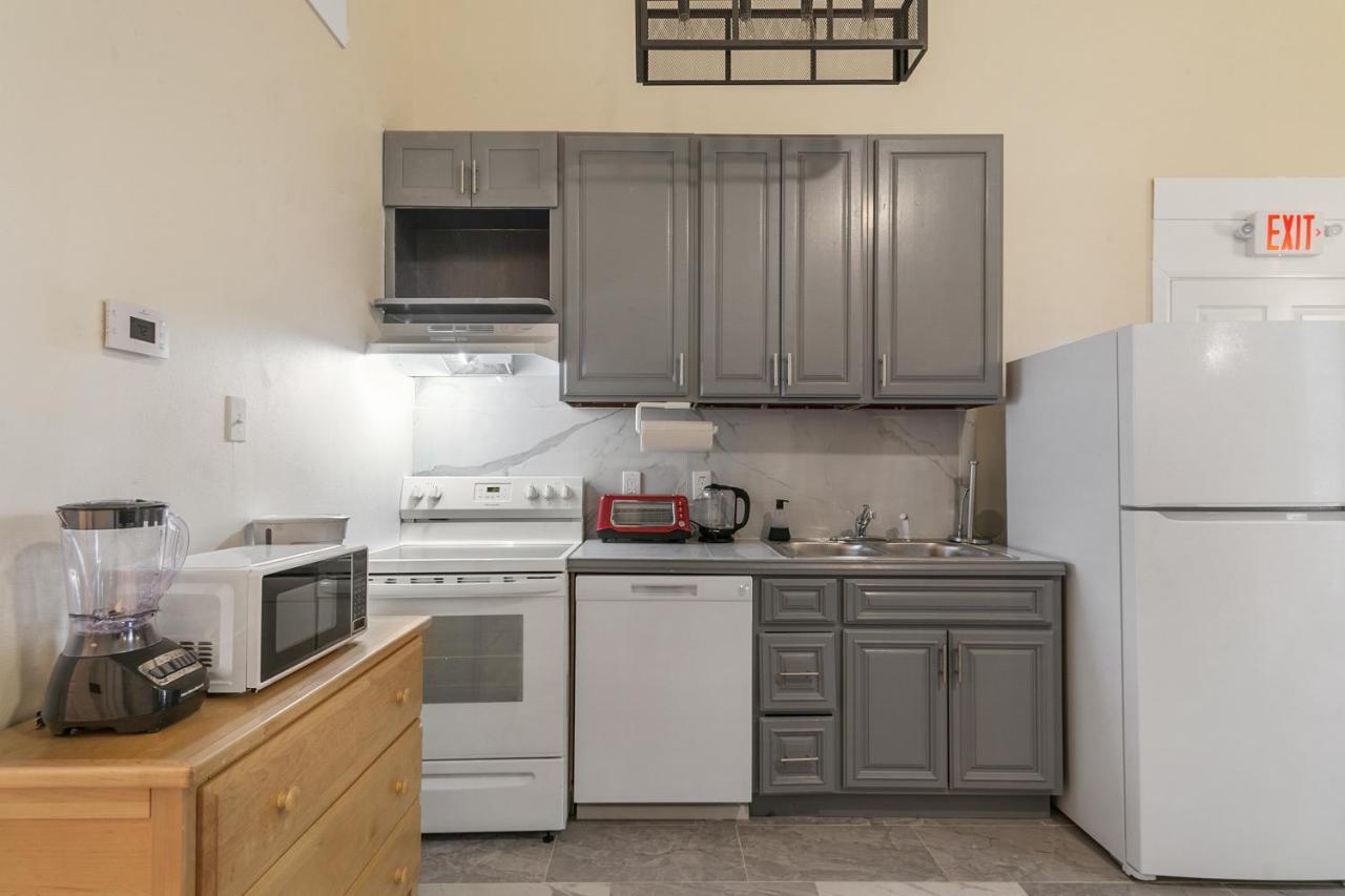 Breathtaking Condos Near French Quarter Nova Orleães Exterior foto